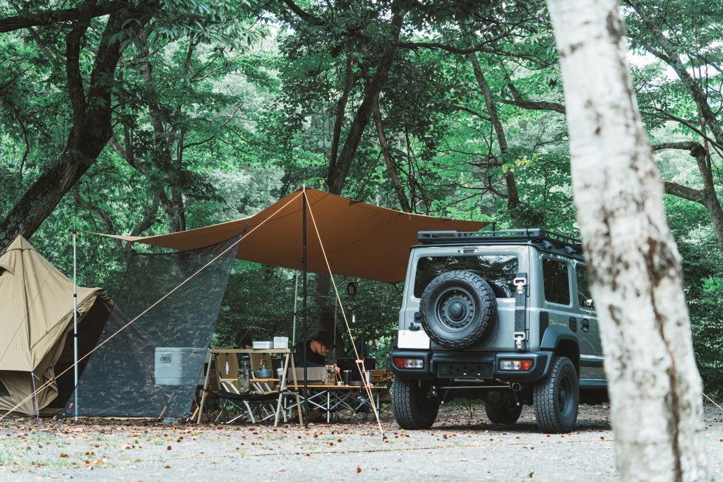 日よけソーラーカーシールド 車用　アウトドア　タープ　テント　キャンプ 日よけソーラーカーシールド 車用 アウトドア タープ テント キャンプ